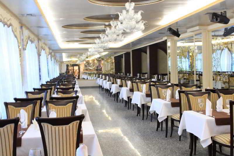 Royal Palace Hotel อัลมาตี ภายนอก รูปภาพ