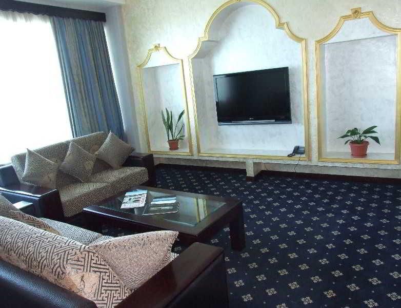 Royal Palace Hotel อัลมาตี ห้อง รูปภาพ