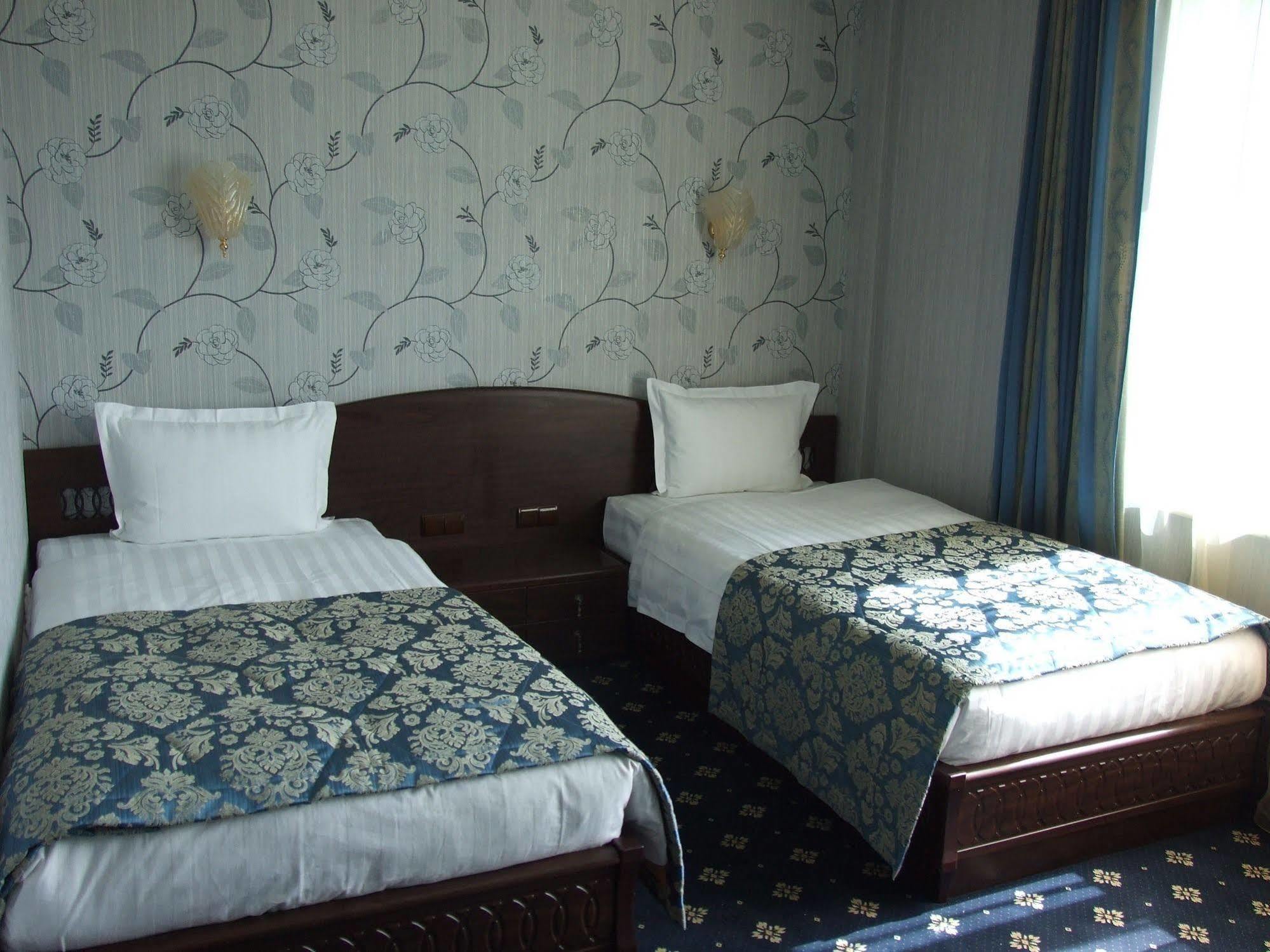 Royal Palace Hotel อัลมาตี ห้อง รูปภาพ